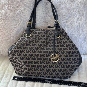Michael Kors convertible handbag